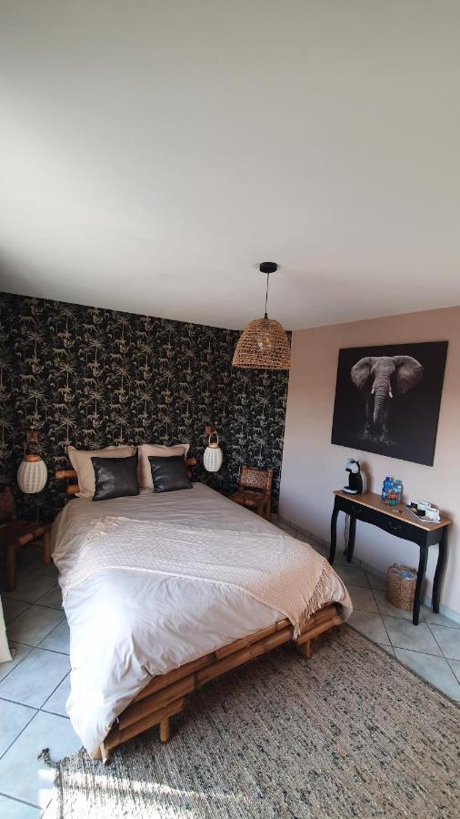 Le Coup De Foudre Bed & Breakfast Le Molay-Littry Ngoại thất bức ảnh