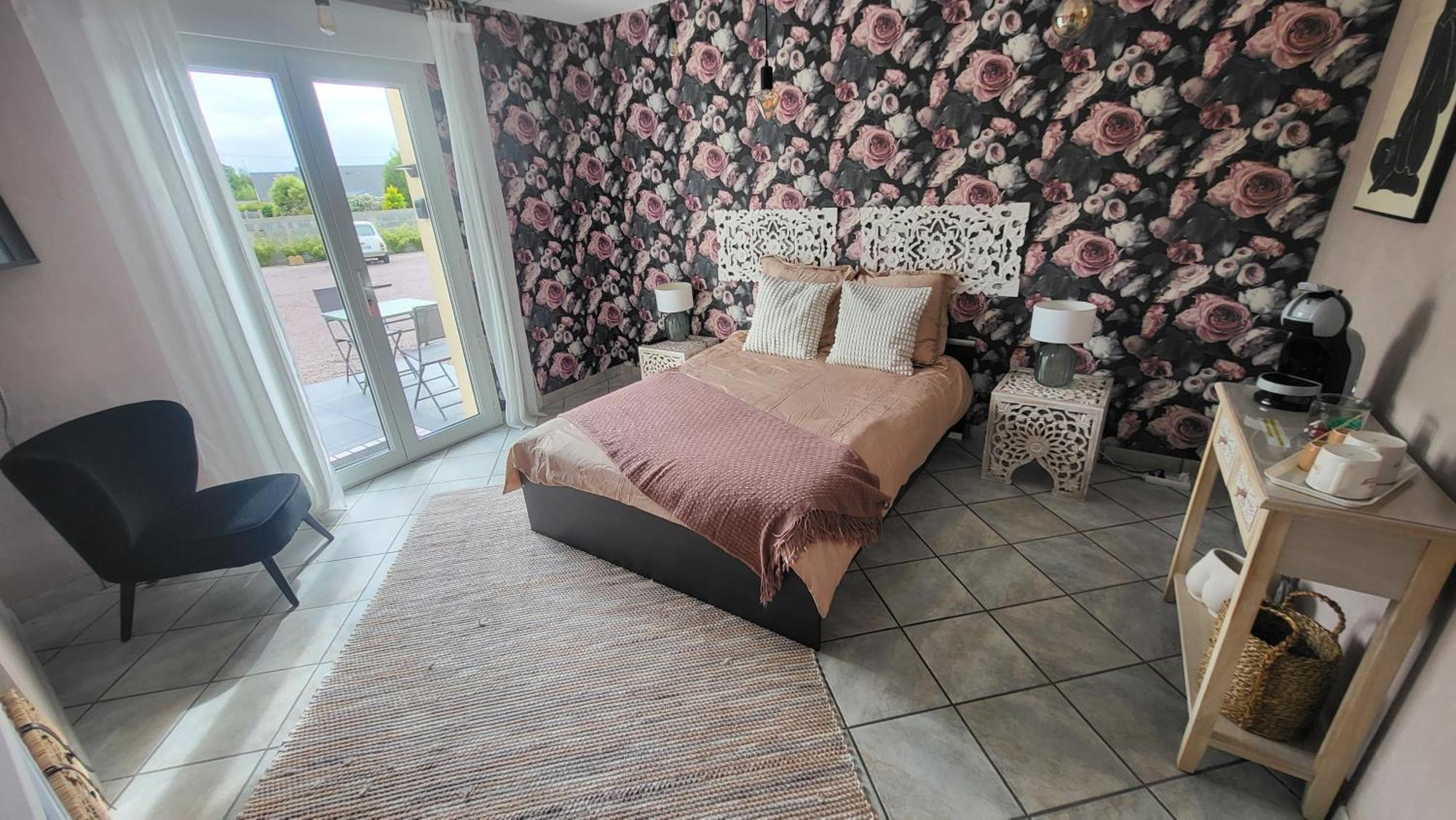 Le Coup De Foudre Bed & Breakfast Le Molay-Littry Ngoại thất bức ảnh